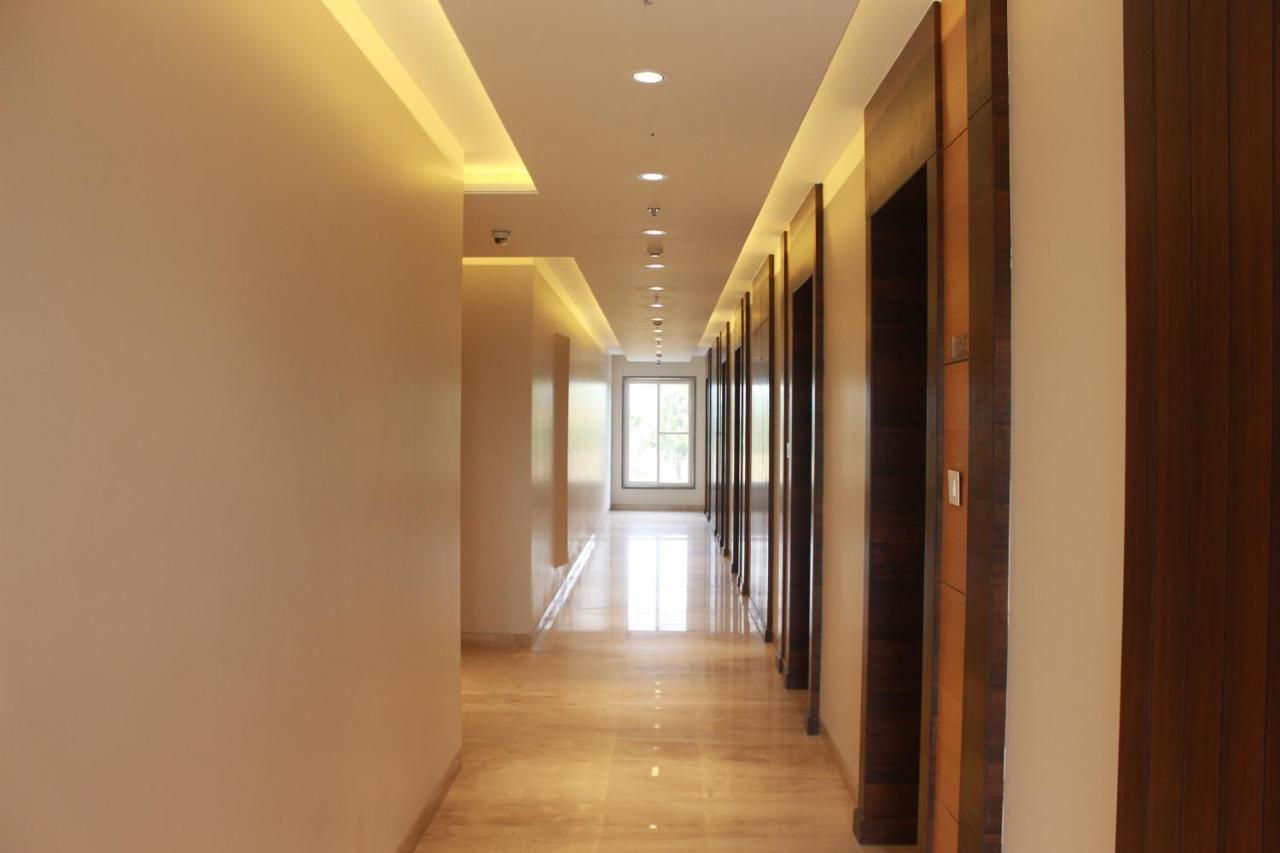 Hotel Rajhans Abhinandan Μποπάλ Εξωτερικό φωτογραφία