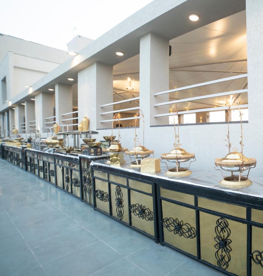Hotel Rajhans Abhinandan Μποπάλ Εξωτερικό φωτογραφία