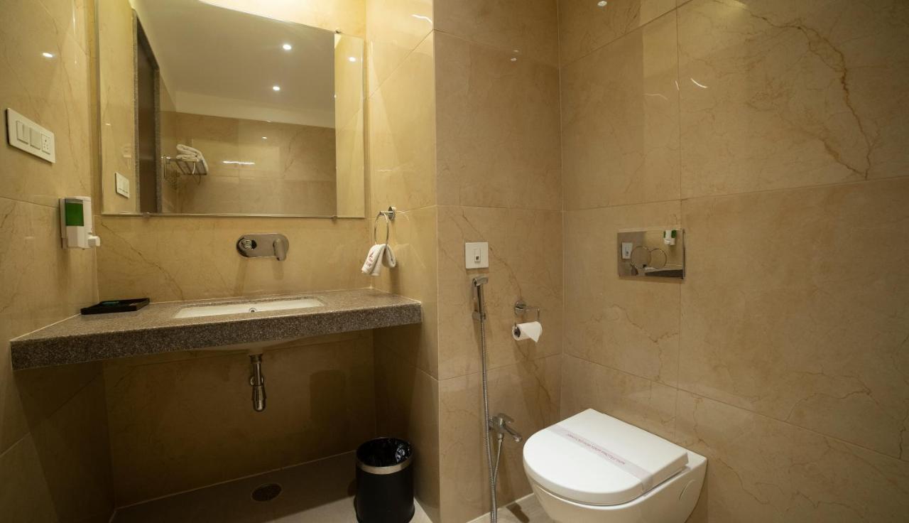 Hotel Rajhans Abhinandan Μποπάλ Εξωτερικό φωτογραφία